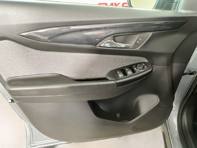 Used 2024 Chevrolet TrailBlazer LT AWD/4WD image 29