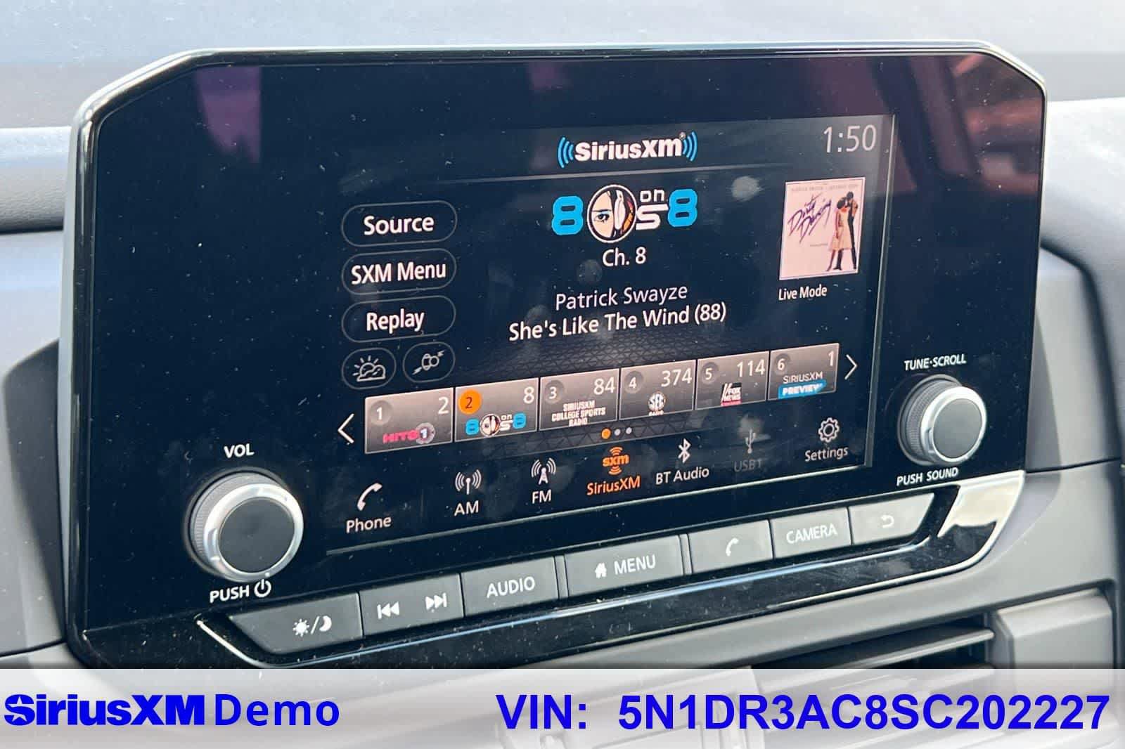 Used 2025 Nissan Pathfinder S image 30
