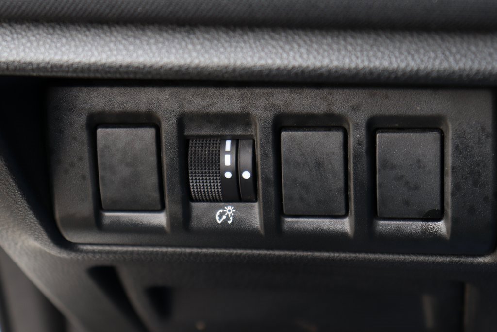 Used 2023 Subaru Outback Premium image 22