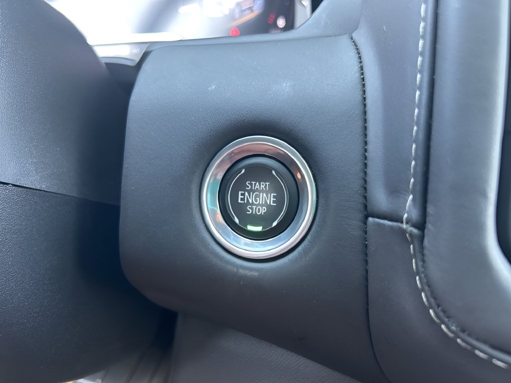 Used 2023 GMC Yukon Denali Ultimate AWD/4WD image 24
