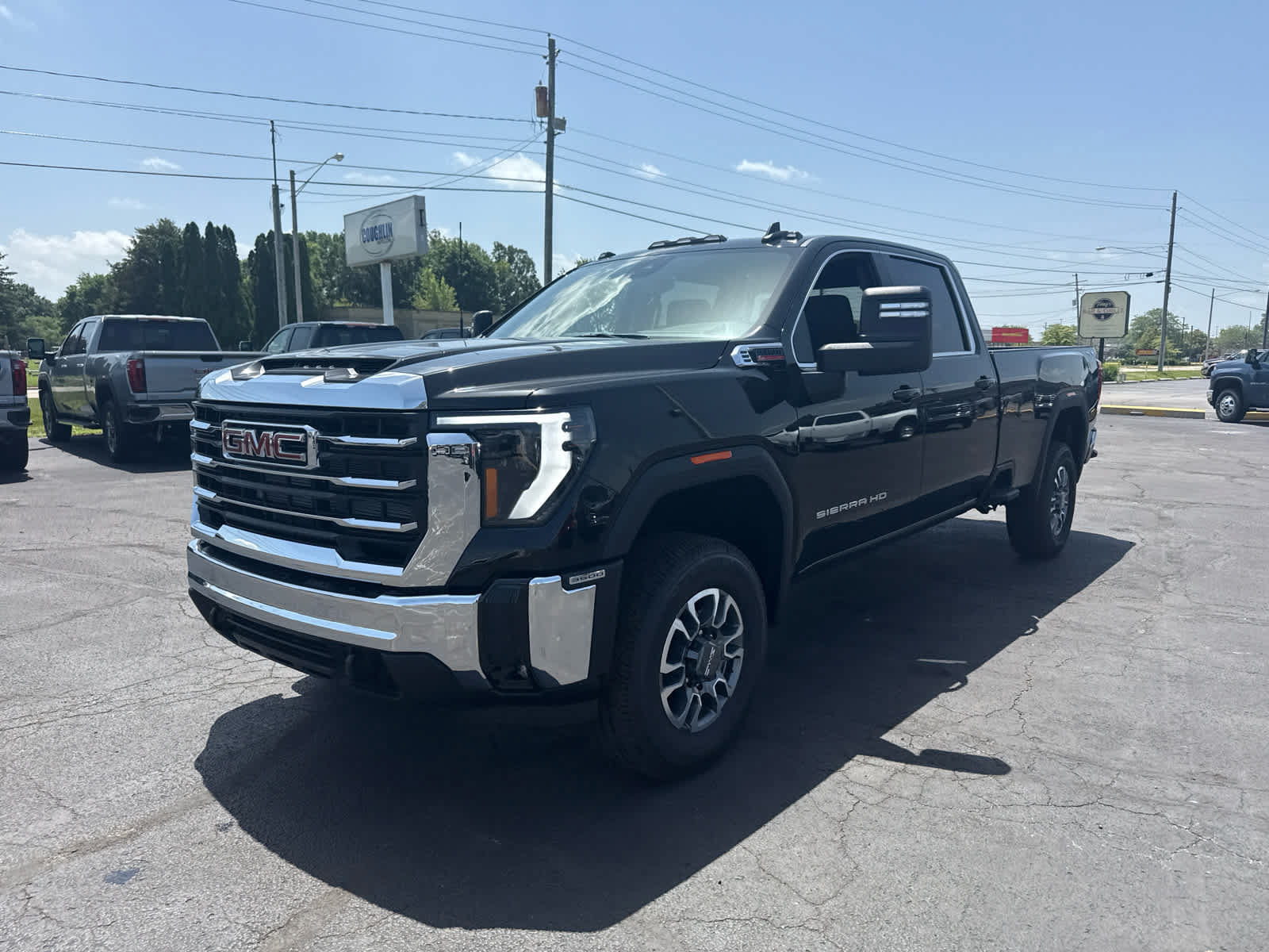 New 2026 GMC Sierra 3500 SLE w/ SLE Value Package AWD/4WD image 1