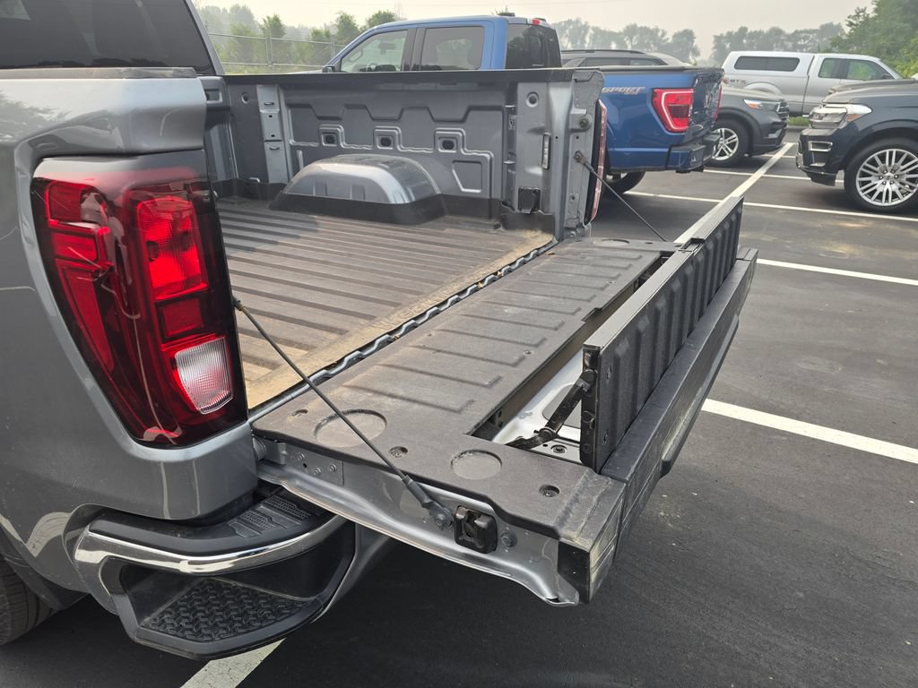 Used 2024 GMC Sierra 1500 SLE AWD/4WD image 7