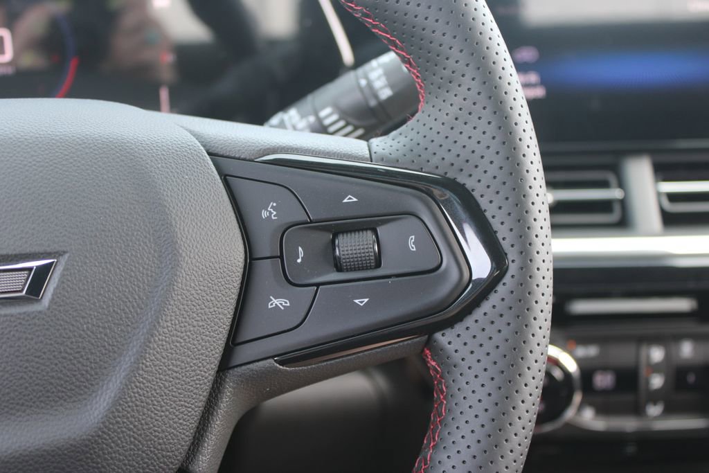 New 2026 Chevrolet Trax RS w/ Sunroof Package image 33