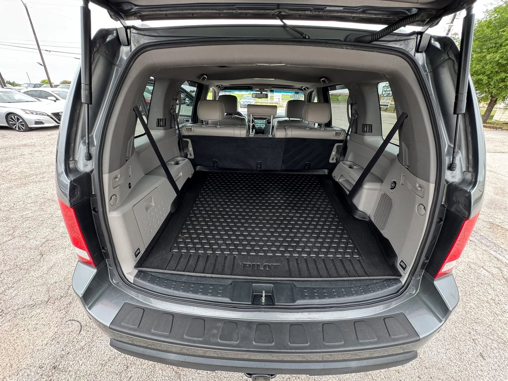 Used 2011 Honda Pilot EX-L image 24