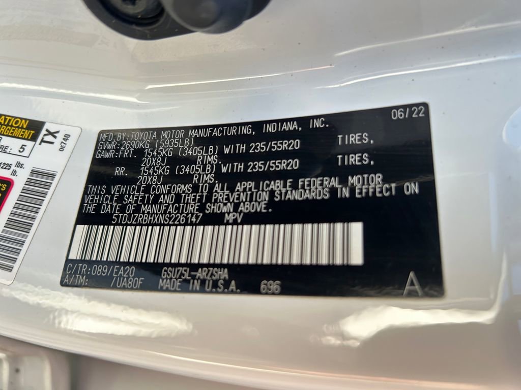 Used 2022 Toyota Highlander XSE AWD/4WD image 37