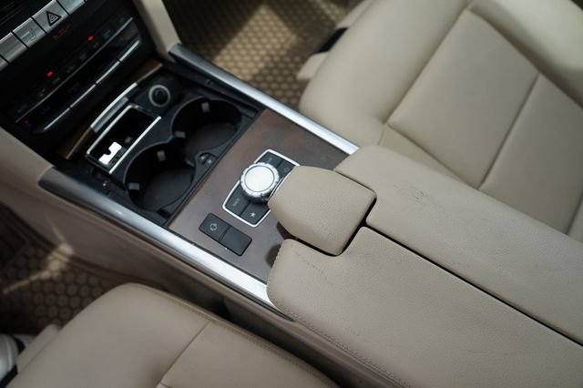 Used 2015 Mercedes-Benz E 350 4MATIC Wagon image 36