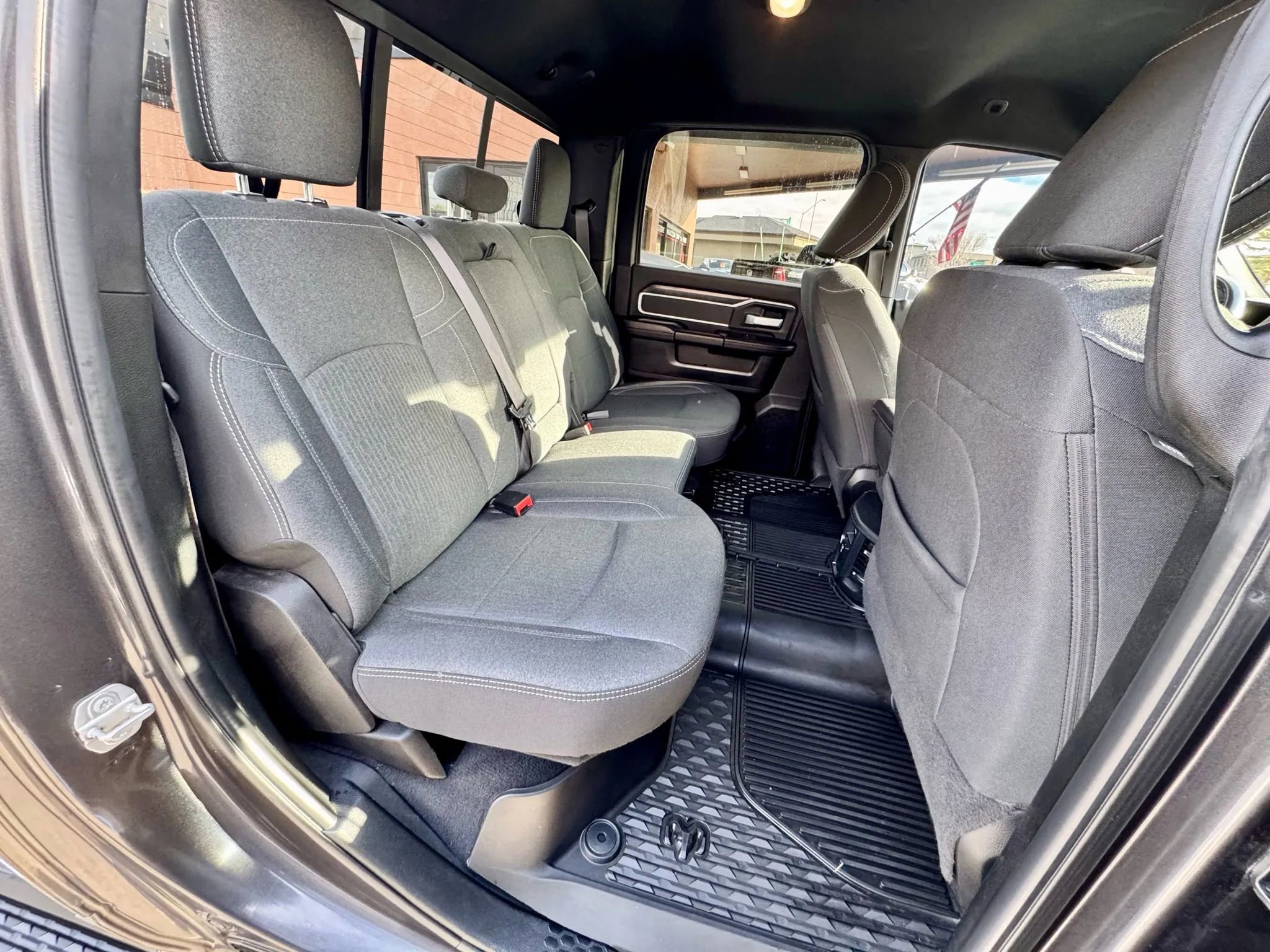 Used 2020 RAM 2500 Big Horn w/ Level 2 Equipment Group image 20