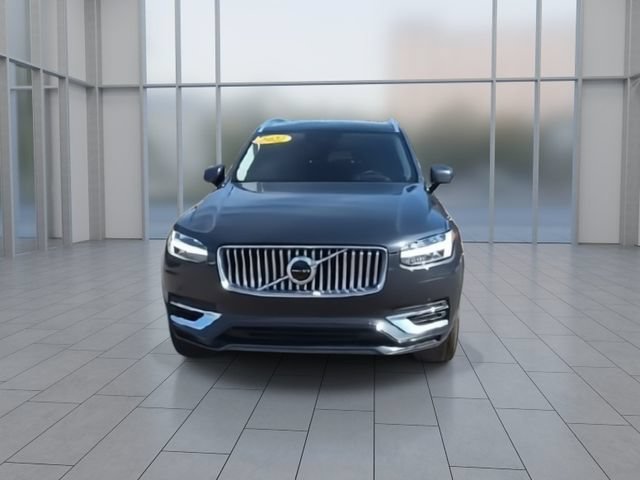 Used 2022 Volvo XC90 T8 Inscription Expression w/ Advanced Package AWD/4WD image 3