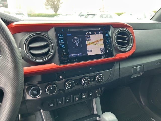 Used 2019 Toyota Tacoma TRD Off-Road w/ Technology Package image 23