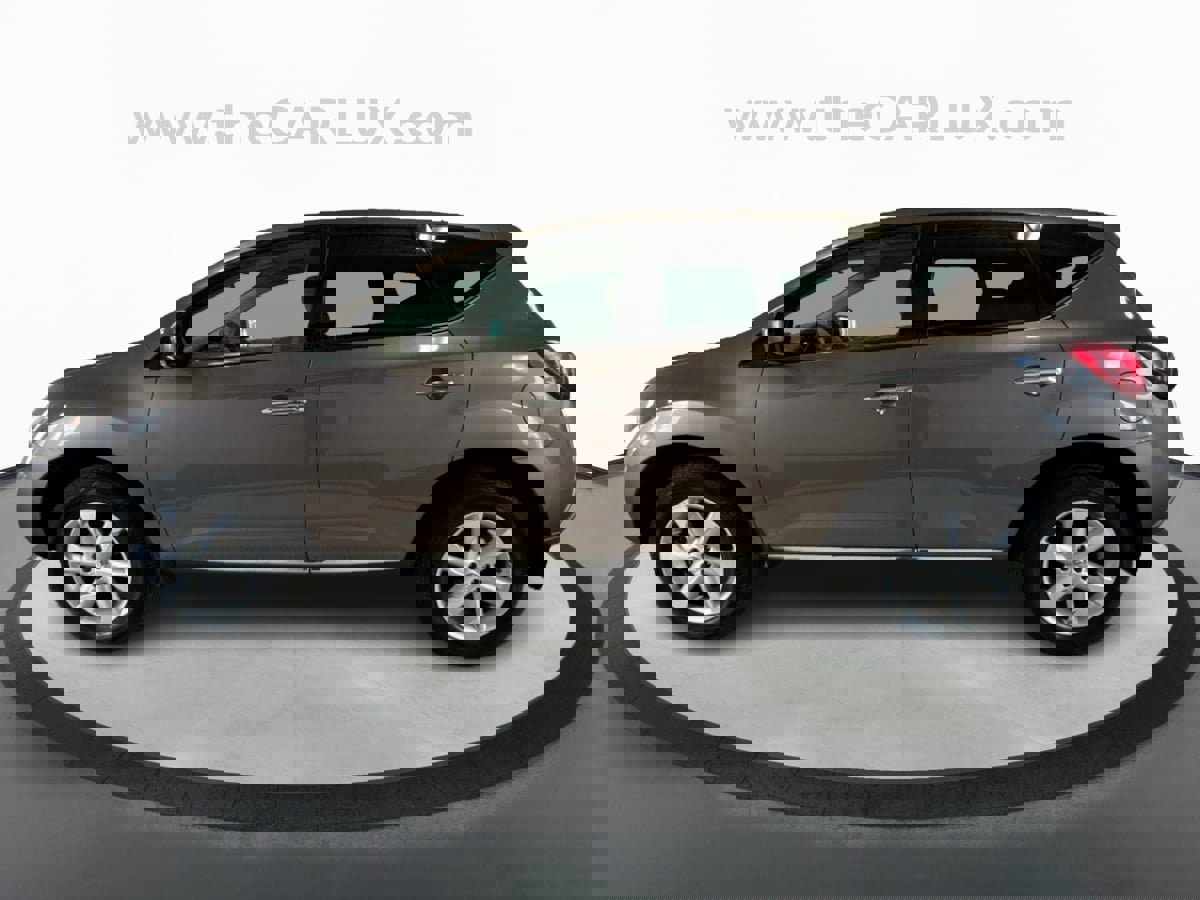 Used 2010 Nissan Murano S image 4