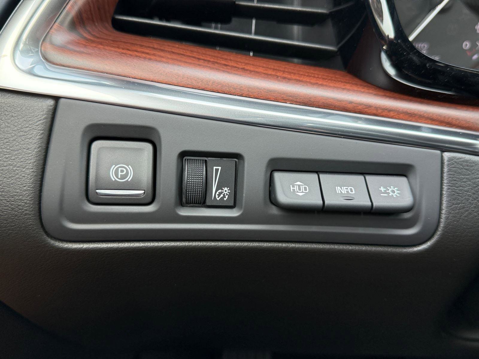New 2026 Cadillac XT5 Premium Luxury w/ Driver Assist Package AWD/4WD image 19