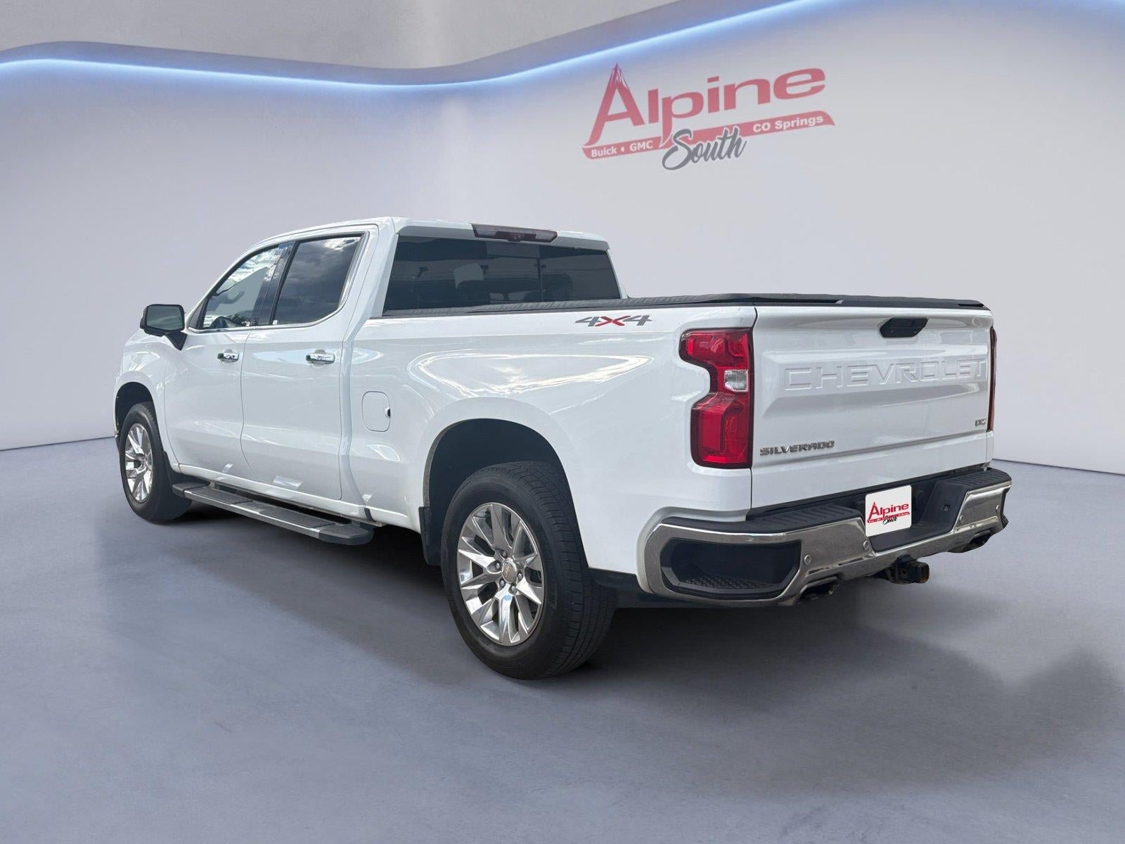 Used 2020 Chevrolet Silverado 1500 LTZ w/ LTZ Plus Package AWD/4WD image 3