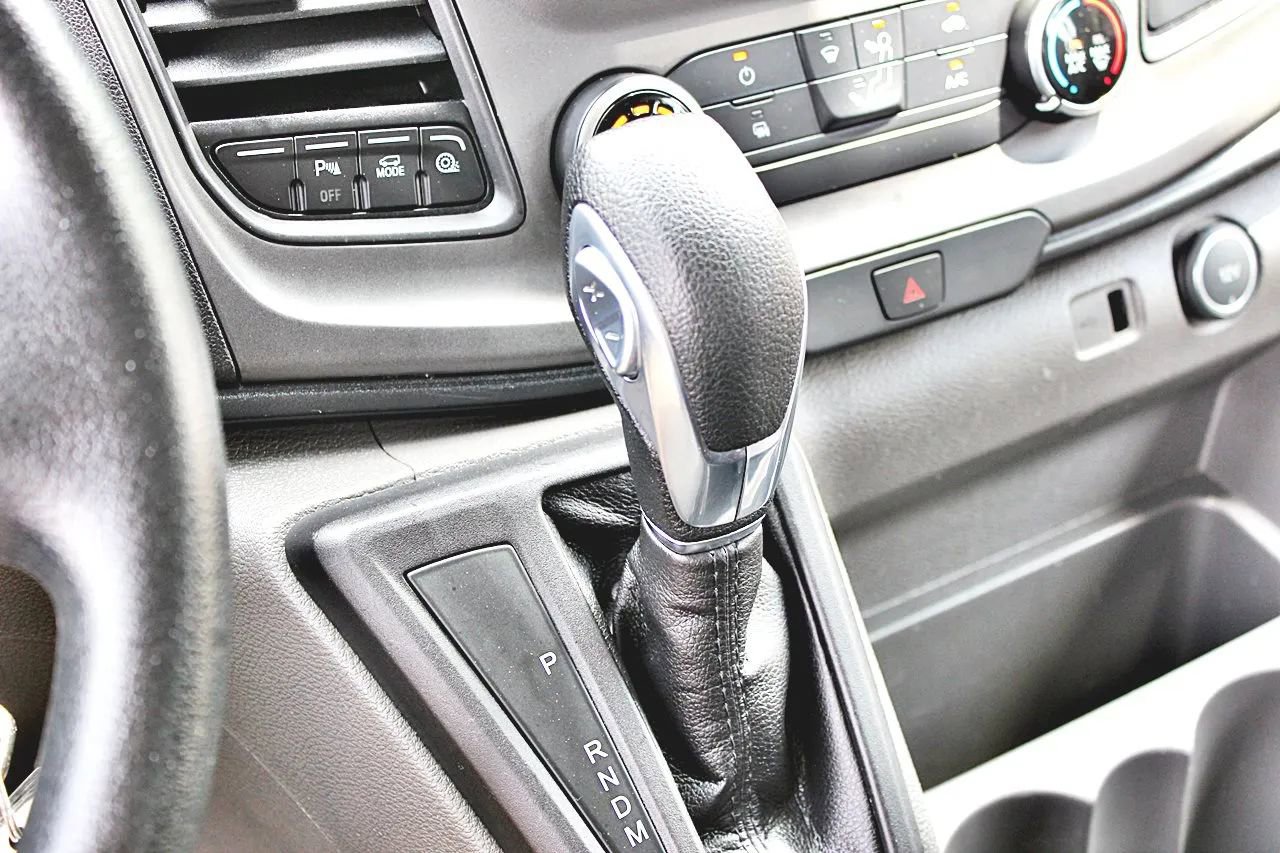 Used 2020 Ford Transit 350 XLT RWD image 25