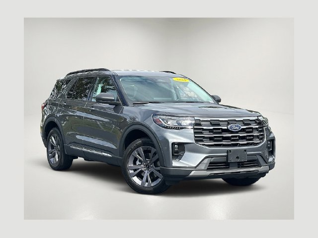 Used 2025 Ford Explorer Active w/ Active Comfort Package