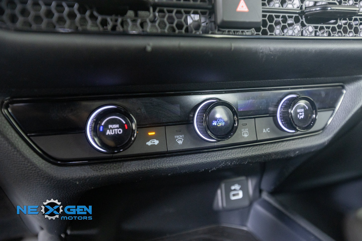 Used 2024 Honda HR-V LX image 22