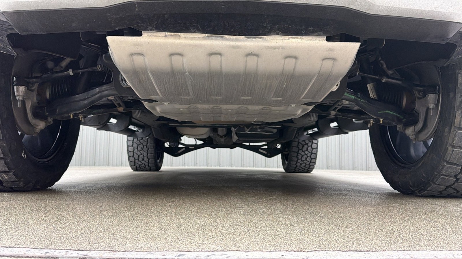 Used 2025 Chevrolet Tahoe Z71 w/ Comfort Package image 16