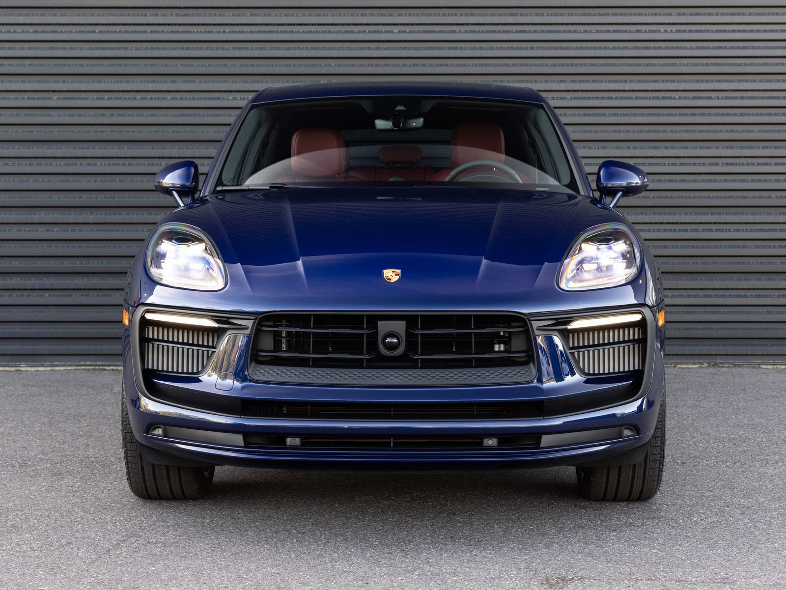 Used 2025 Porsche Macan S AWD/4WD image 7
