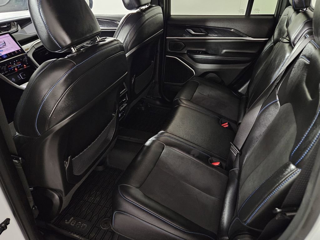 Used 2022 Jeep Grand Cherokee Trailhawk image 22