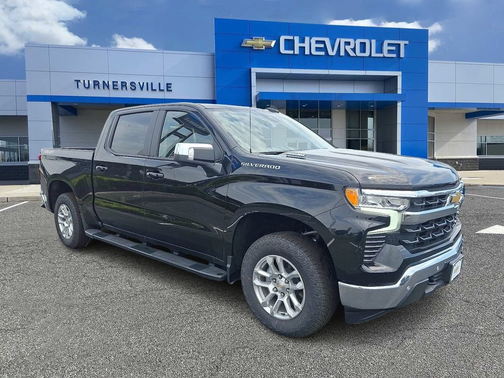 New 2026 Chevrolet Silverado 1500 LT w/ Safety Package AWD/4WD image 2