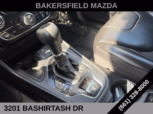 Used 2020 Jeep Cherokee Latitude Plus FWD image 24