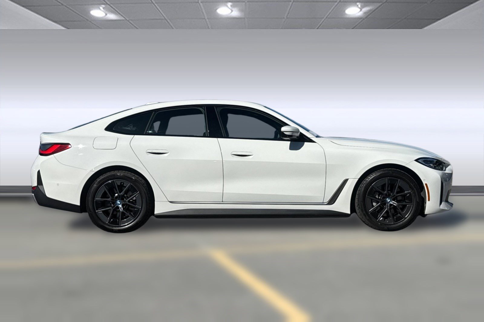 Certified 2023 BMW i4 eDrive35 w/ Premium Package image 7