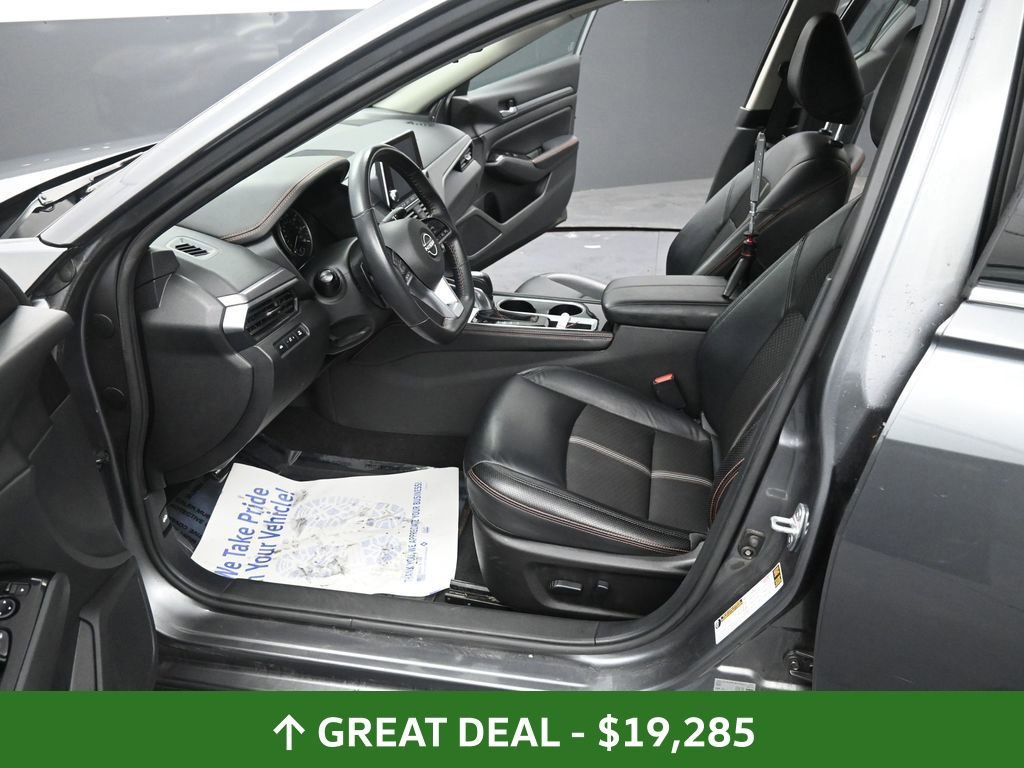 Used 2024 Nissan Altima 2.5 SR image 32