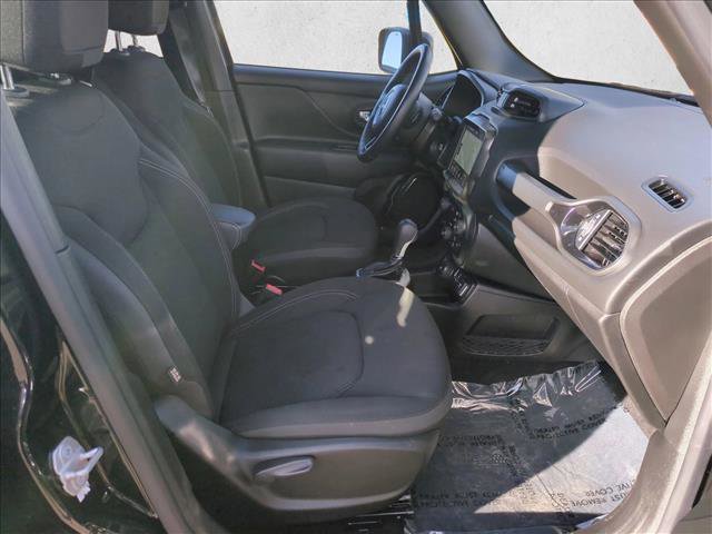 Used 2022 Jeep Renegade Altitude w/ Convenience Group image 21