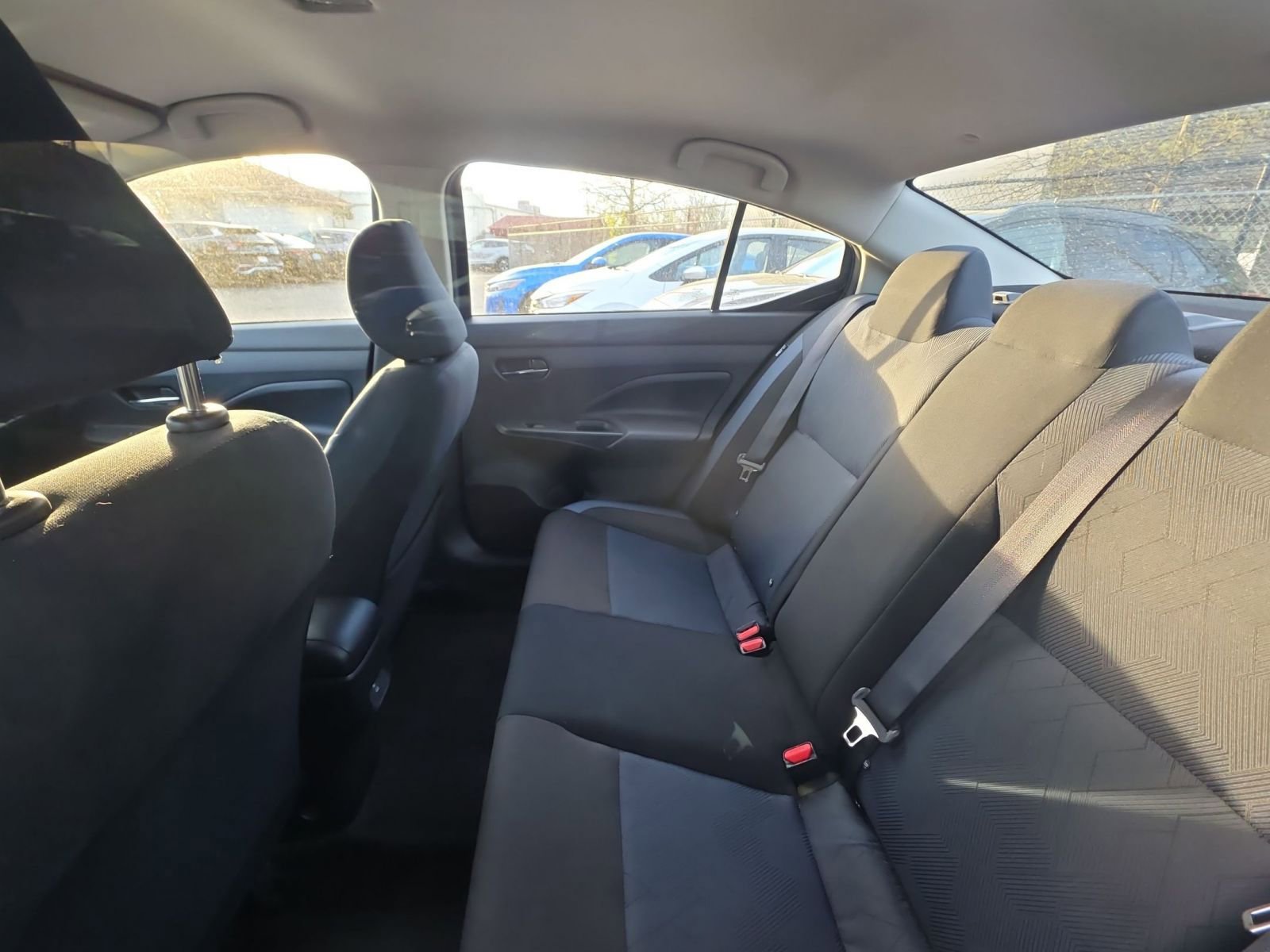 Used 2025 Nissan Versa SV image 9