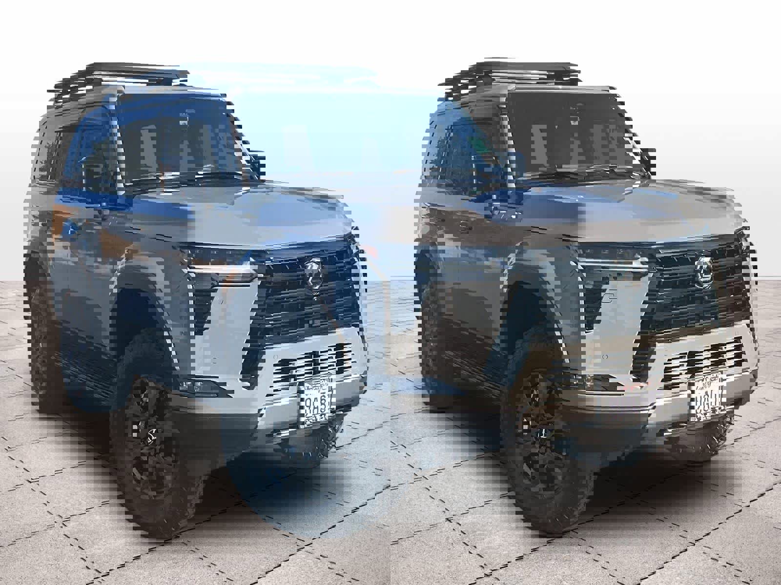 Used 2025 Lexus GX 550 image 2