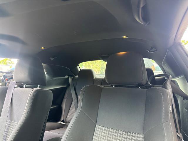 Used 2019 Dodge Challenger R/T RWD image 13
