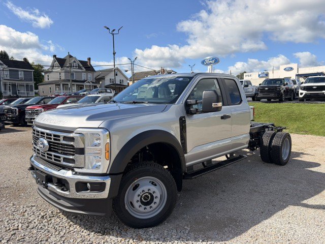 New 2027 Ford F450 XL w/ XL Chrome Package AWD/4WD image 2