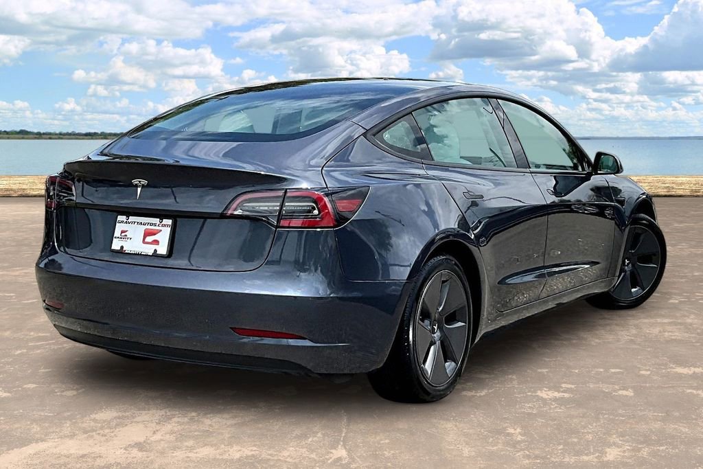 Used 2023 Tesla Model 3 Standard Range RWD image 4