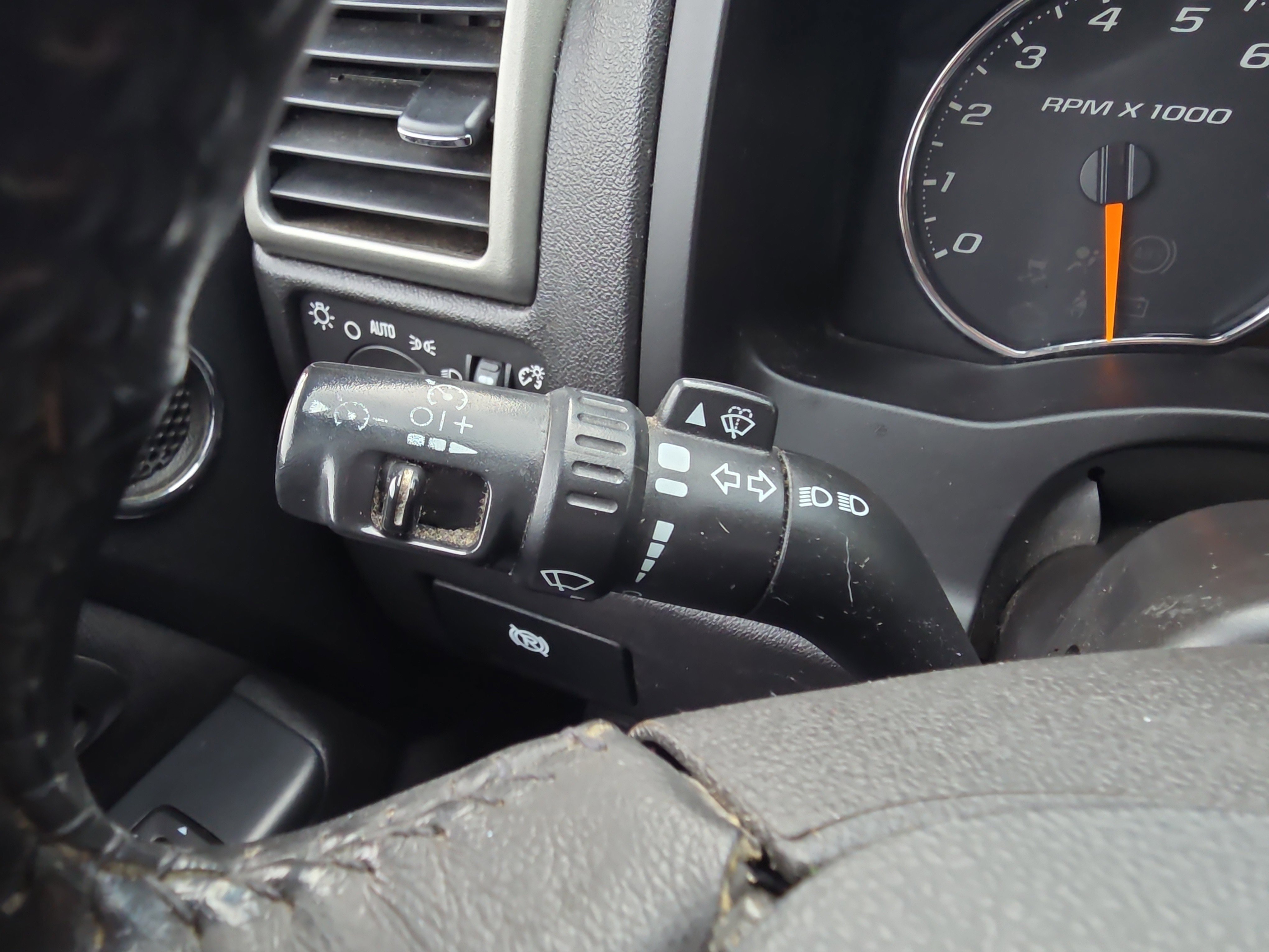 Used 2012 Chevrolet Colorado LT w/ Bodyguard Package image 17