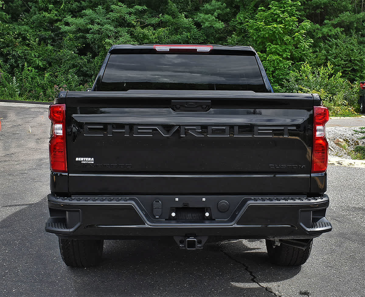 New 2026 Chevrolet Silverado 1500 Custom w/ Turbomax Blackout Package AWD/4WD image 7