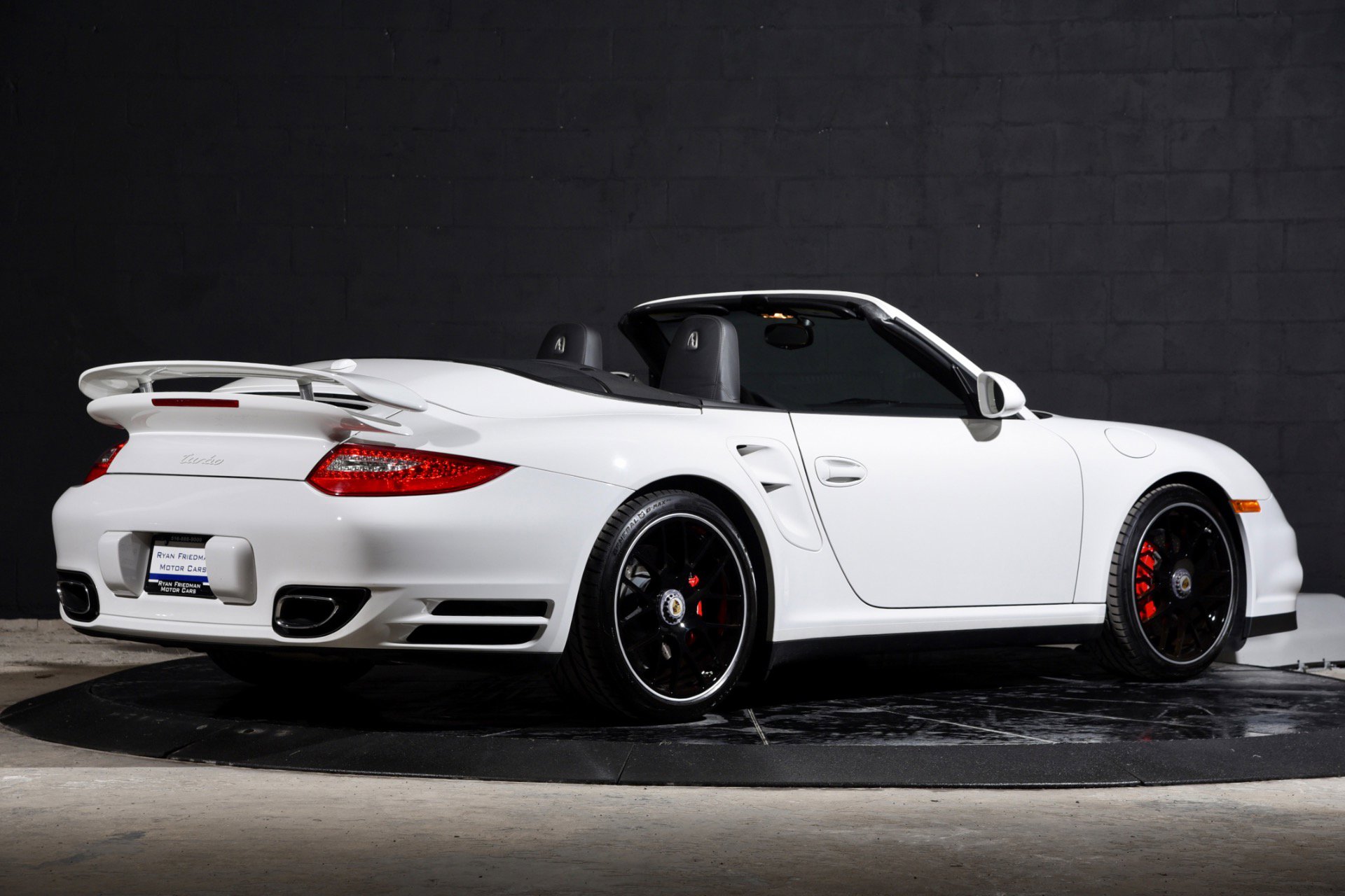 Used 2011 Porsche 911 Turbo image 13