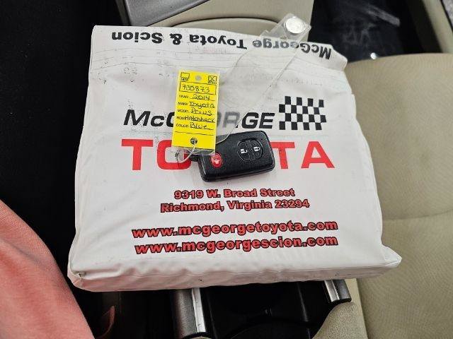 Used 2014 Toyota Prius Three FWD image 22