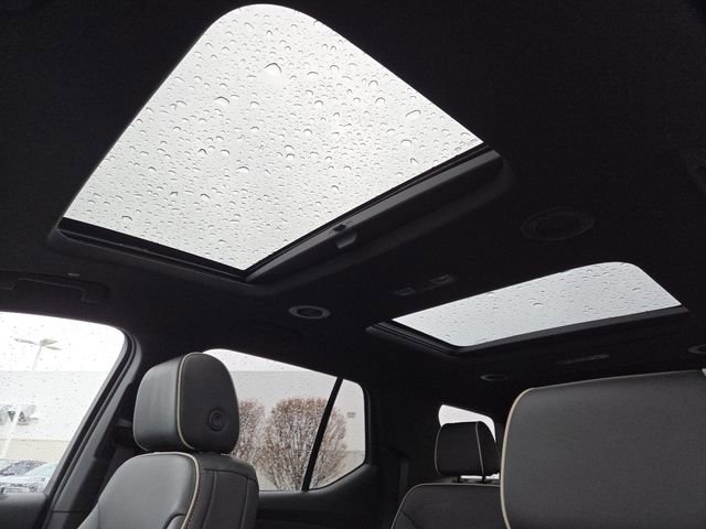 Used 2023 Chevrolet Traverse Premier w/ LPO, Floor Liner Package image 3