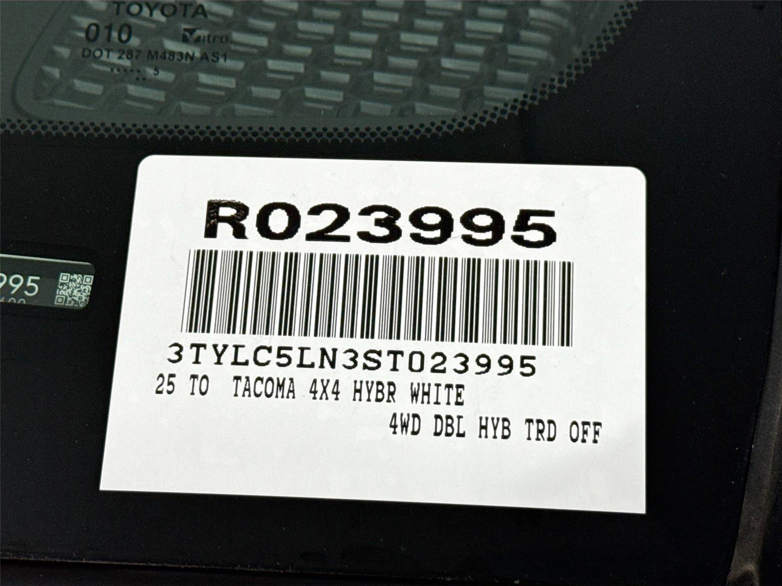 Used 2025 Toyota Tacoma 4x4 Double Cab Hybrid image 48