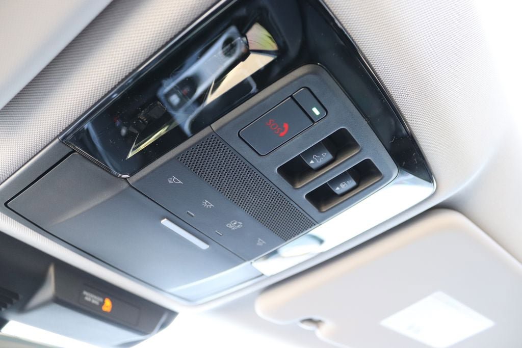 New 2026 Mitsubishi Outlander SEL image 29