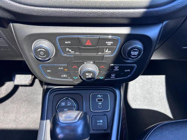 Used 2021 Jeep Compass Trailhawk w/ Sun and Sound Group AWD/4WD image 16