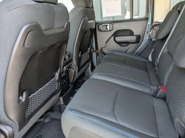 Used 2024 Jeep Wrangler Unlimited Rubicon 4xe w/ Safety Group AWD/4WD image 25