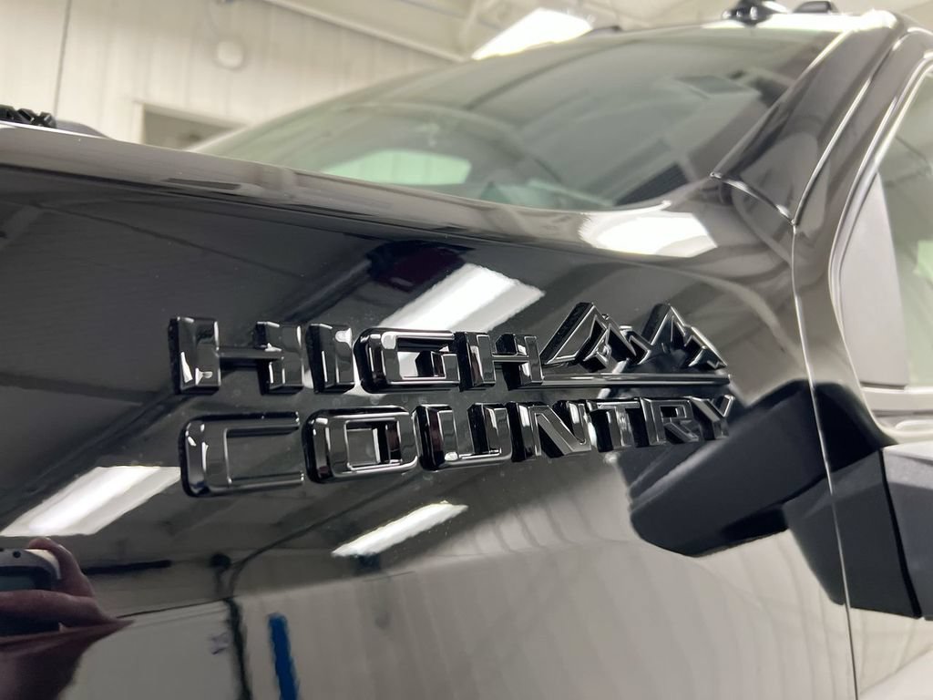 New 2026 Chevrolet Silverado 2500 High Country w/ High Country Premium Package AWD/4WD image 27