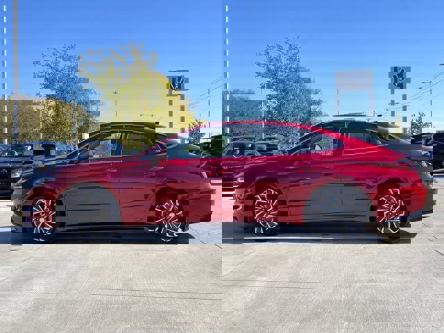 Used 2023 Hyundai Sonata Limited image 3