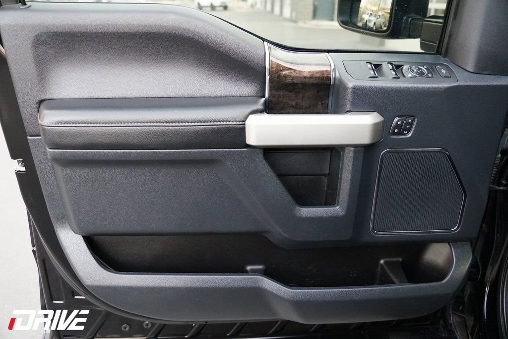 Used 2022 Ford F350 Lariat w/ Tremor Off-Road Package image 19