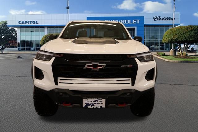 New 2026 Chevrolet Colorado ZR2 image 6