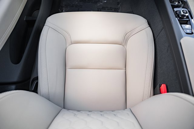 New 2026 Volvo XC60 B5 Plus w/ Protection Package Premier image 31