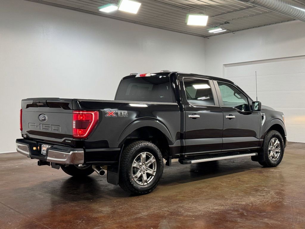 Used 2023 Ford F150 XLT w/ XTR Package image 4