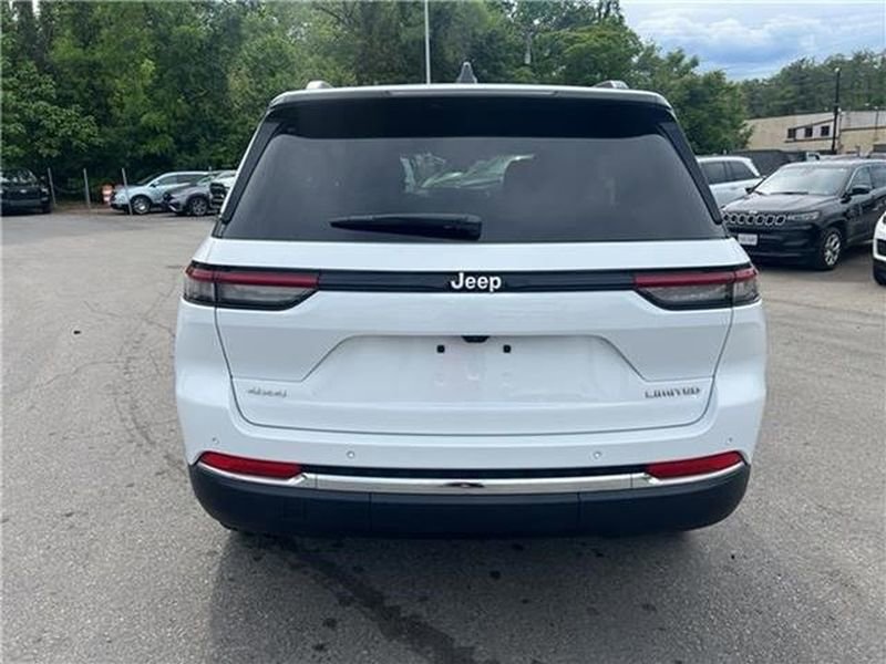 Used 2025 Jeep Grand Cherokee Limited AWD/4WD image 37