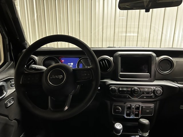 Used 2023 Jeep Wrangler Unlimited w/ Cold Weather Group image 27