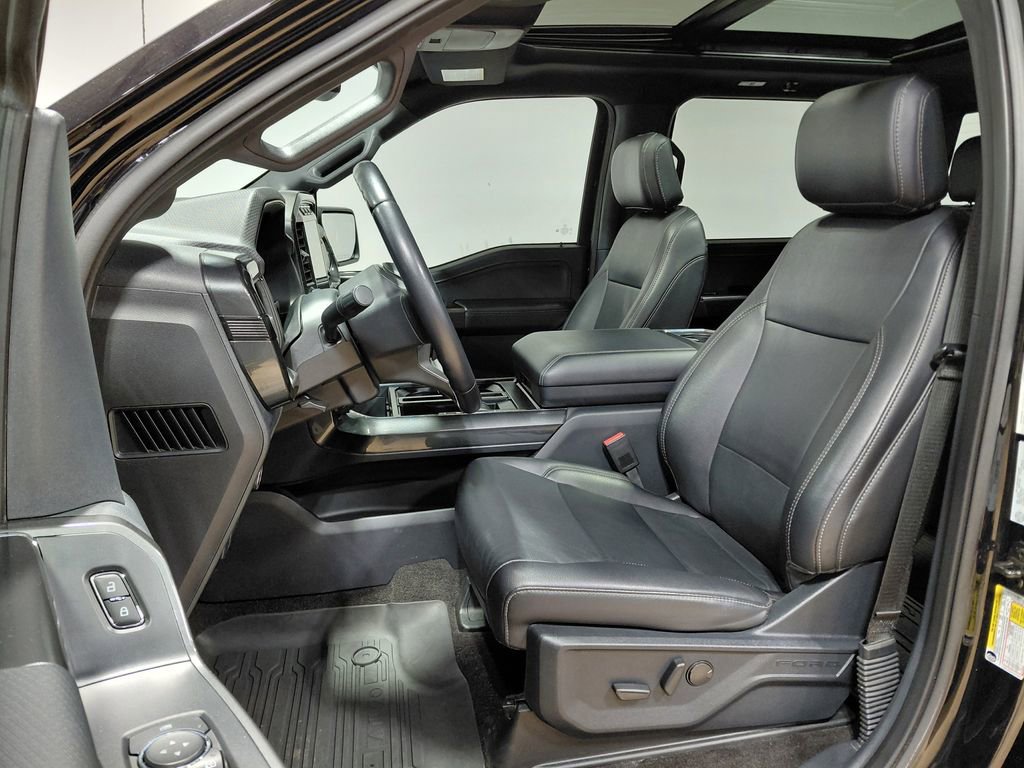 Certified 2022 Ford F150 XLT w/ Equipment Group 302A High image 4